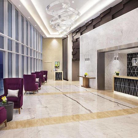 Damac Maison The Vogue Dubái Exterior foto Lobby