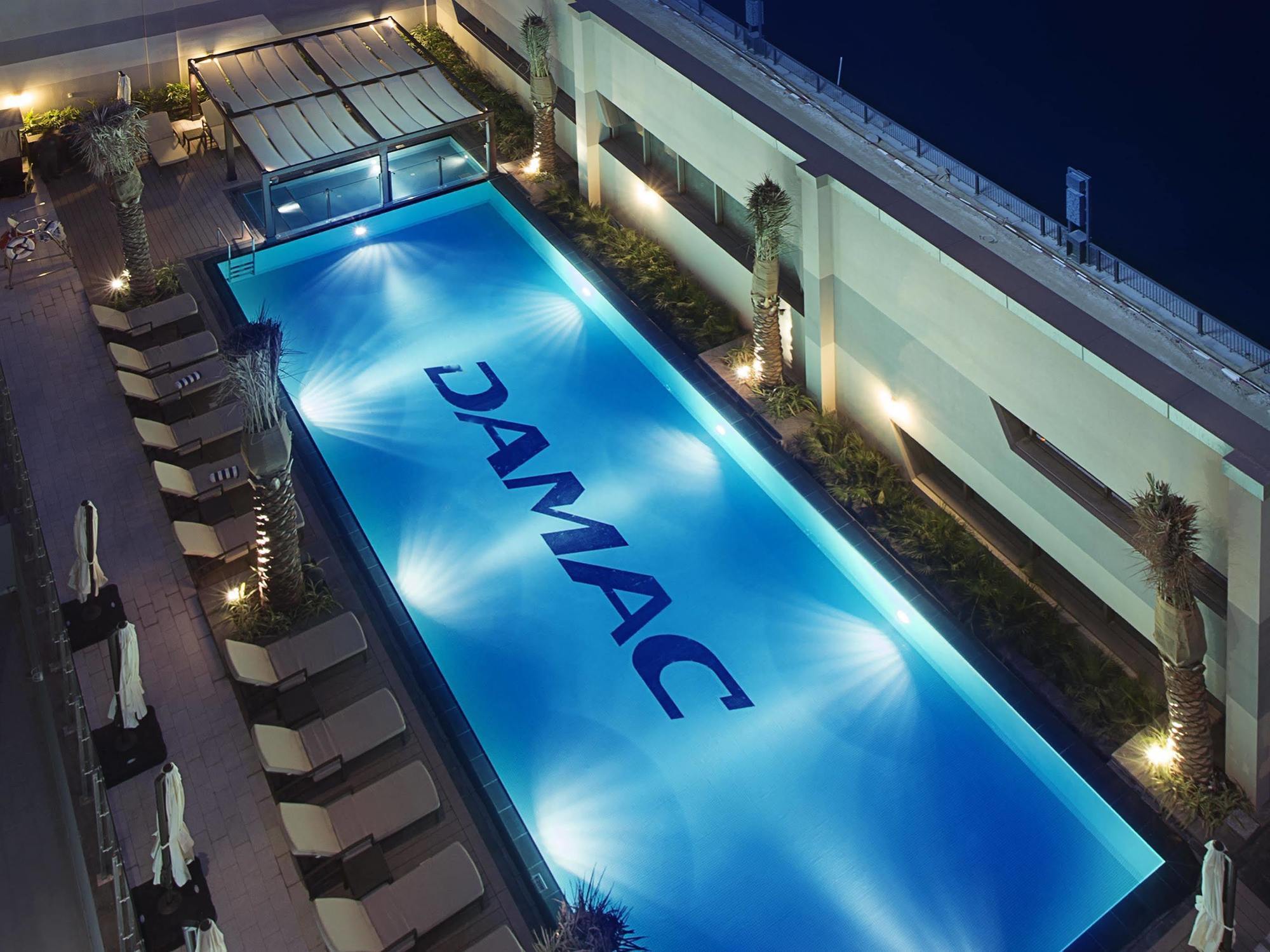 Damac Maison The Vogue Dubái Exterior foto DAMAC Pool